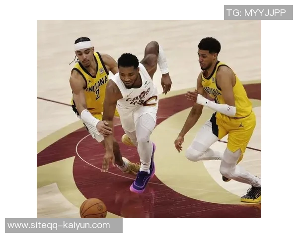 米切尔全场发威22投11中8罚全中砍下35分7篮板9助攻助球队大胜第三节独得20分 米切尔全场发威22投11中8罚全中砍下35分7篮板9助攻助球队大胜第三节独得20分